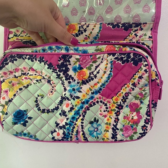 Vera Bradley Travel Bag - Picture 3 of 8
